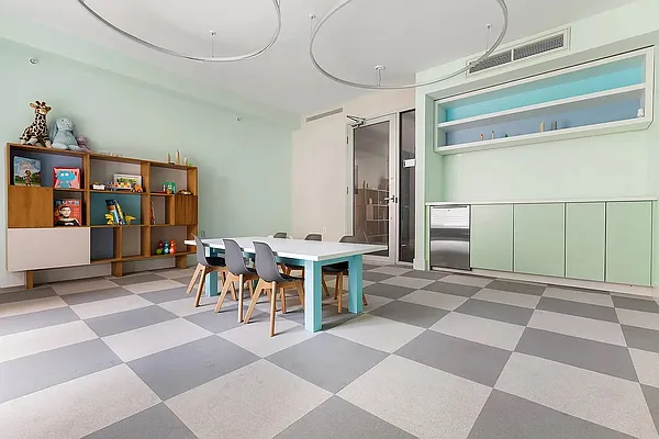 Rented by Voro, LLC | media 25