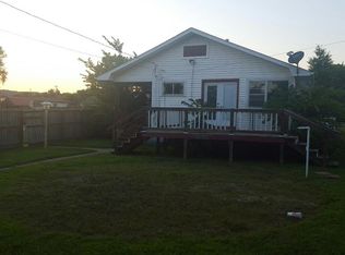 911 W Broadway St, Henryetta, OK 74437