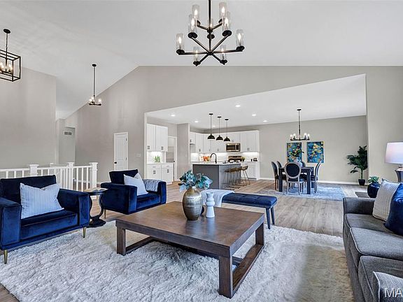 7th image of this home
