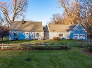 54 Sloan Rd, Williamstown, MA 01267