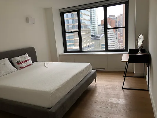 Rented by Compass | media 31