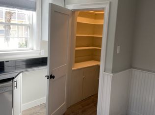 26 Ward St, Woburn, MA 01801