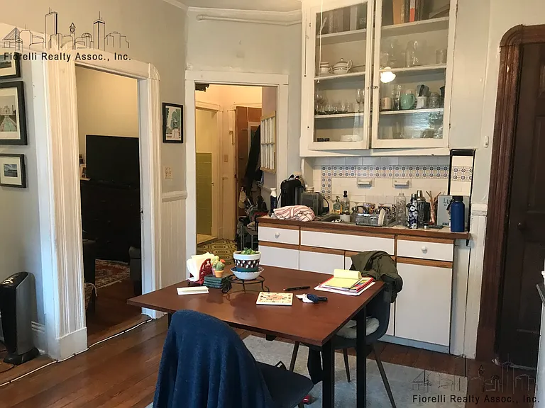 Charter St — Photo 19