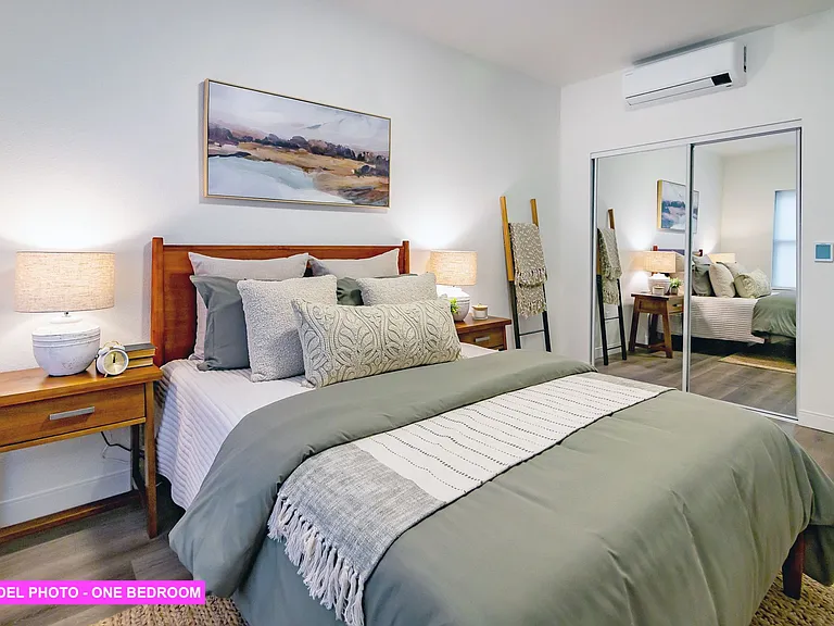 The Junction (2120 Santa Barbara Ave) — Photo 28