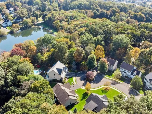 6 Blackstone Court #6, Danbury, CT 06811