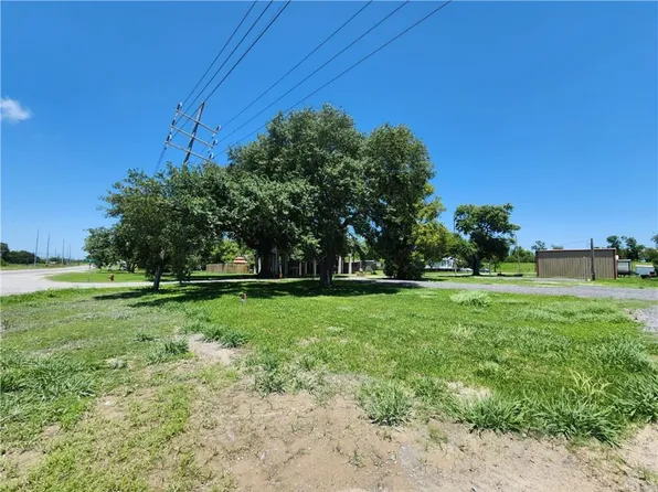 113 Oak Ridge Ln, Port Sulphur, LA 70083