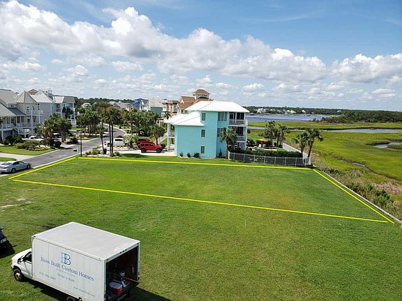 3rd image of 424 Oceana Way
