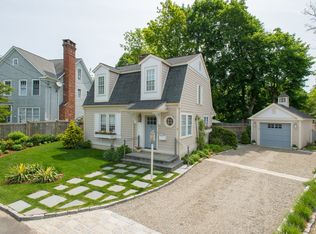 7 Barclay Ct, Norwalk, CT 06853