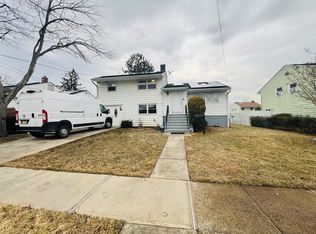 61 Webb Dr #1, Fords, NJ 08863