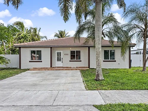 13435 SW 257th Ter Photo 1