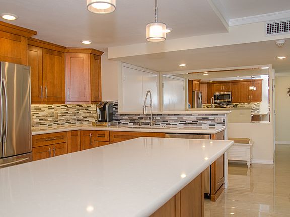 5th image of 1460 Gulf Blvd APT 811