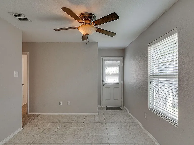 8833 Quarry Ridge Trl — Photo 9