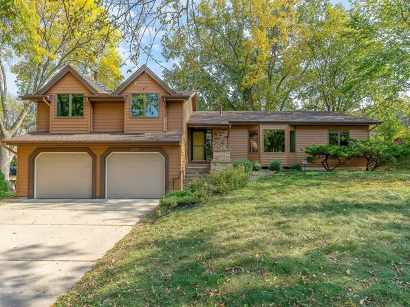 265 Pennsylvania Ave S, Golden Valley, MN 55426