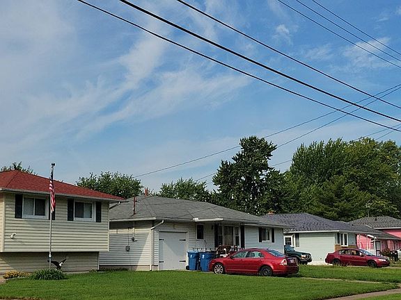 3rd image of 2023 W 30th St