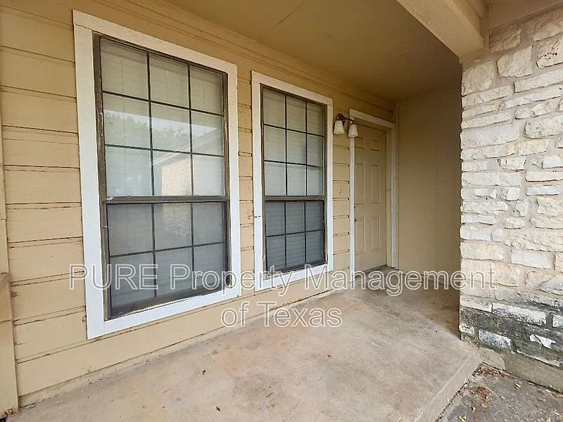 2 bed, 2.0 bath, $1,450 — Photo 2