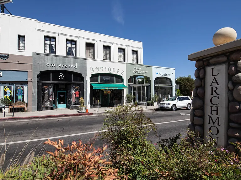 An afternoon in Larchmont offers boutique shopping and appealing dining options