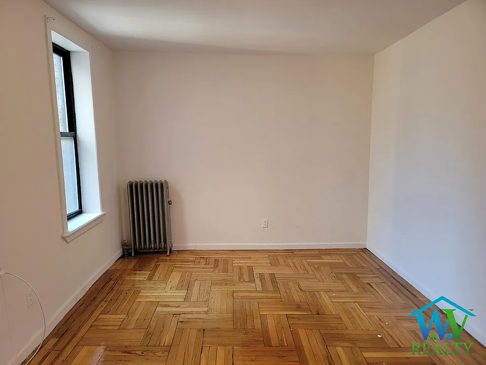 1487 Teller Ave #3A