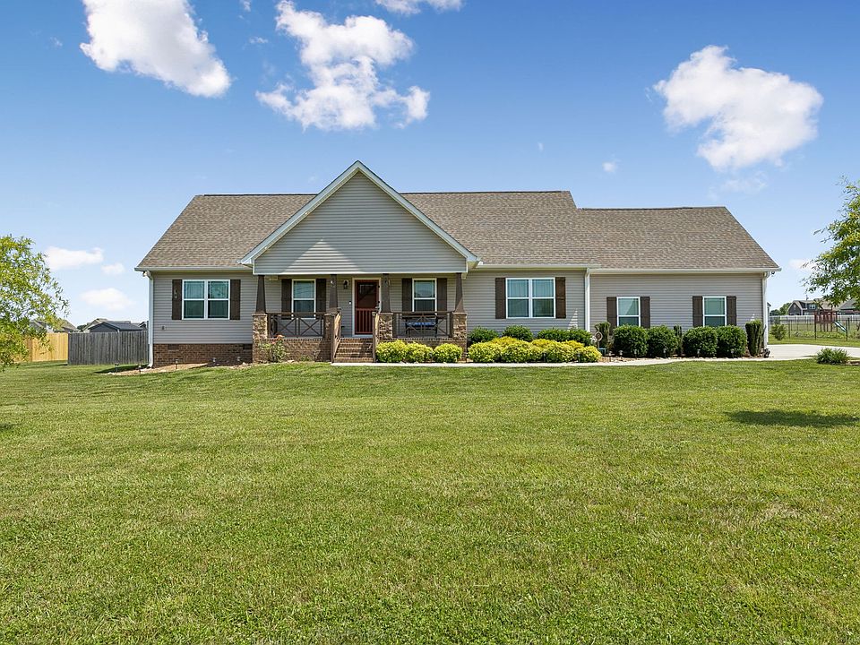 1st image of 957 Richland Farms Dr