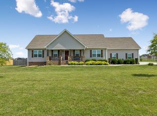 957 Richland Farms Dr, Manchester, TN 37355
