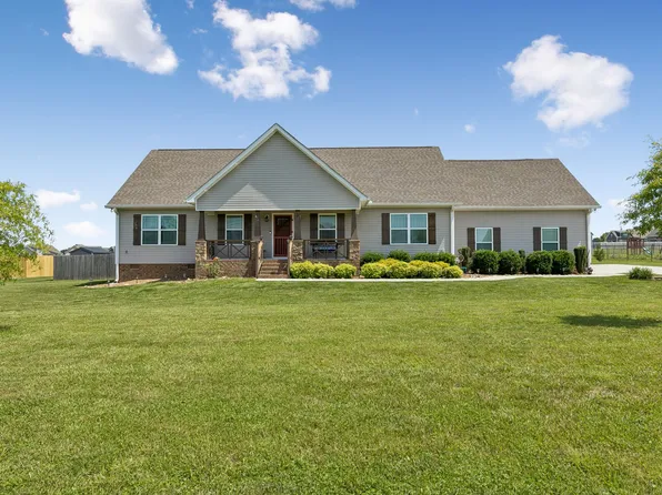 957 Richland Farms Dr, Manchester, TN 37355