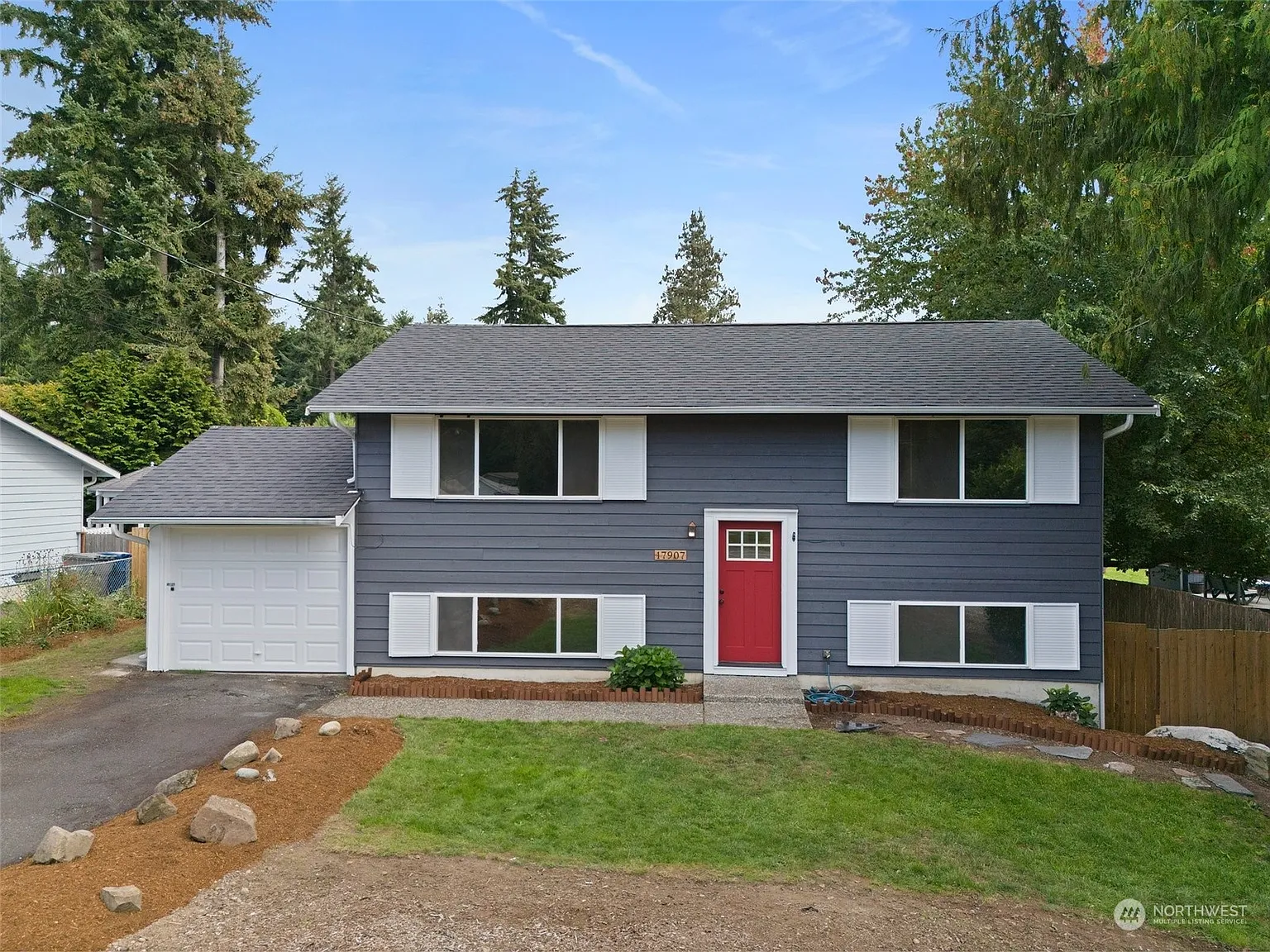17907 Spruce Way photo 1