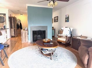 418 Garland Dr APT 214, Lake Jackson, TX 77566