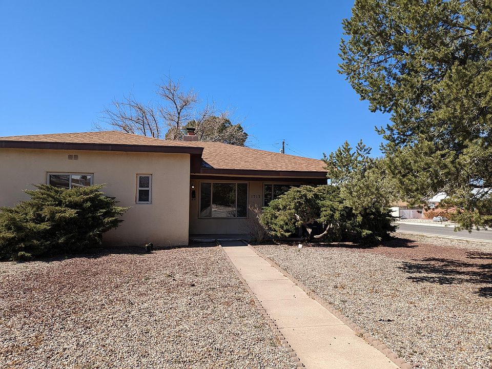 1st image of 1717 Cagua Dr NE