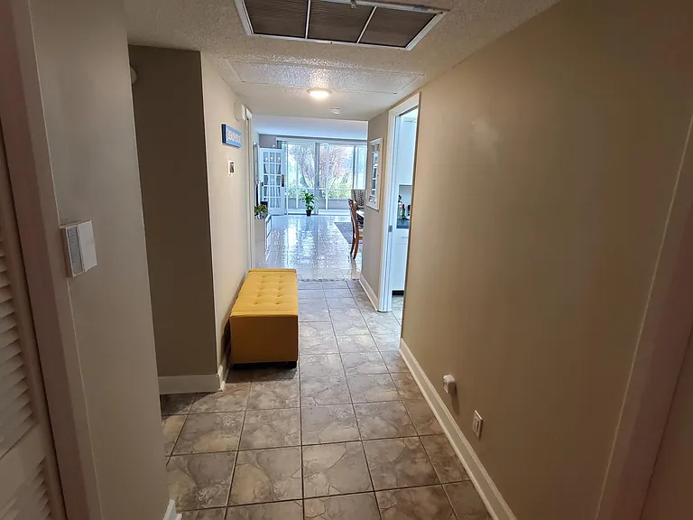 3800 Oaks Clubhouse Dr #112 — Photo 8