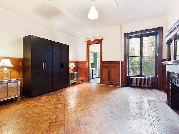 4th image of 109 W 119th St #2