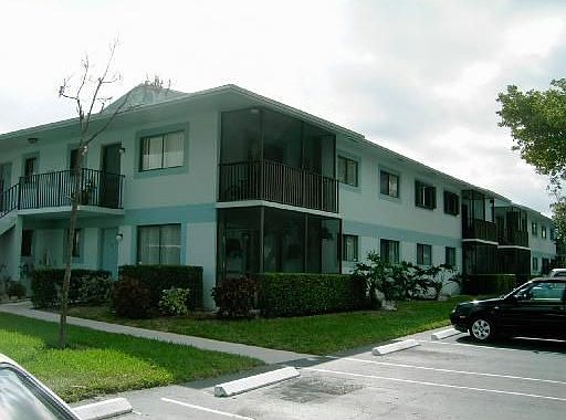 1st image of 545 Trace Cir APT 112