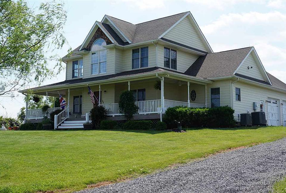 1st image of 24508 Center Hill Ln
