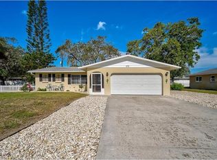 476 W Seminole Dr, Venice, FL 34293