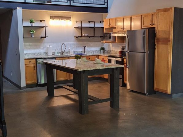 1445 S 18th St APT 218