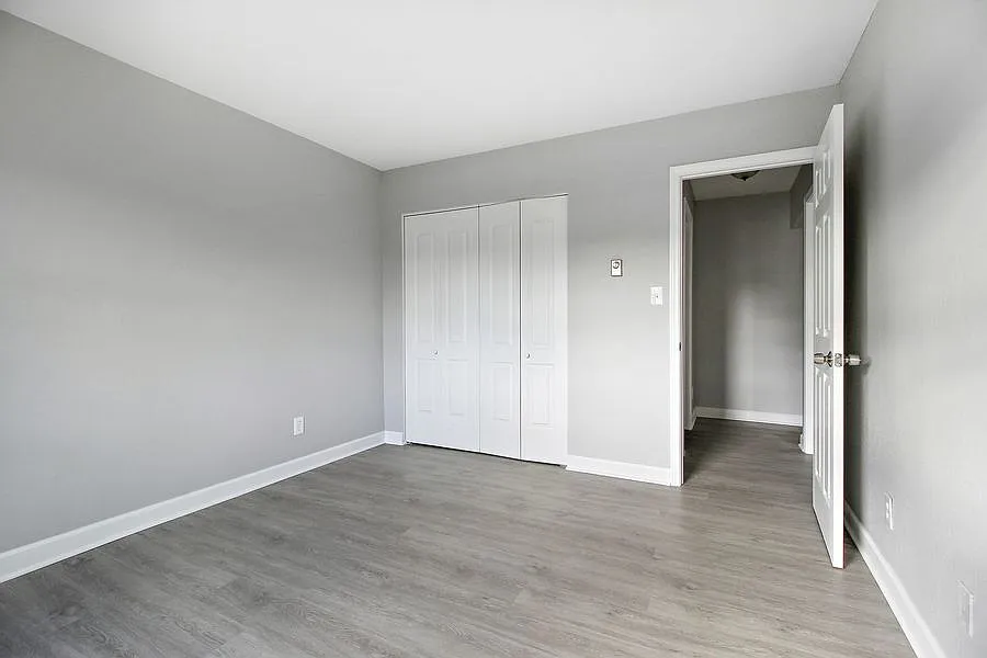 1409 Chicago Street - 2, Valparaiso, IN, 46383 — Photo 4
