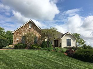 878 N 1663rd Rd, Lawrence, KS 66049