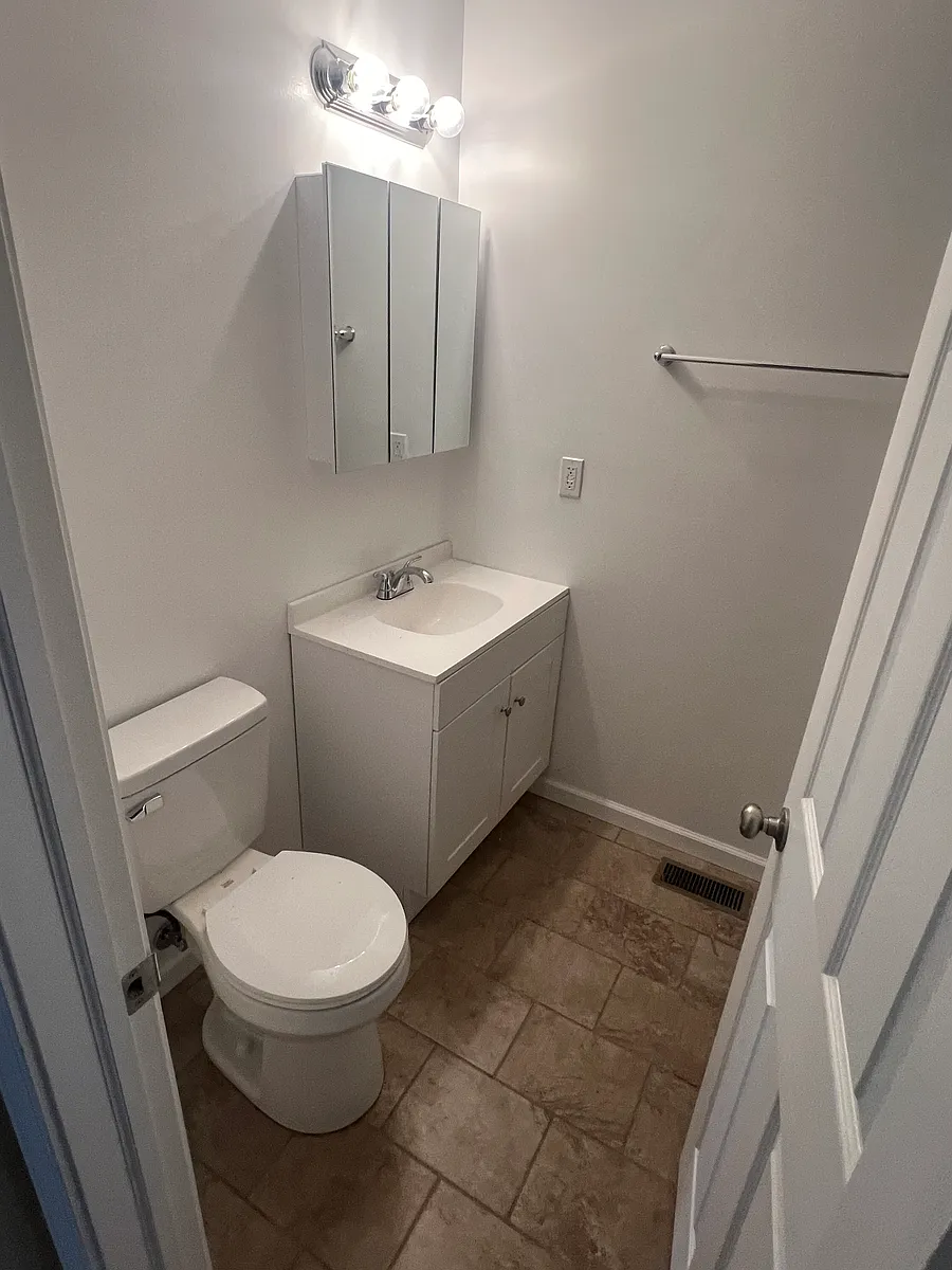 Building Photo - 1903 Forbes Ave #1