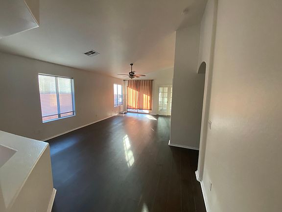 3rd image of 21036 N Leona Blvd
