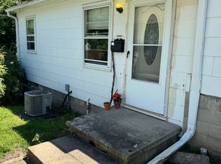 1516 1/2 Kentucky St, Lawrence, KS 66044