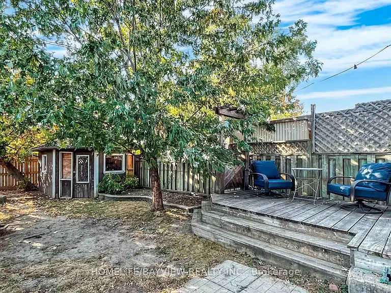 316 Silverthorn Ave — Photo 12