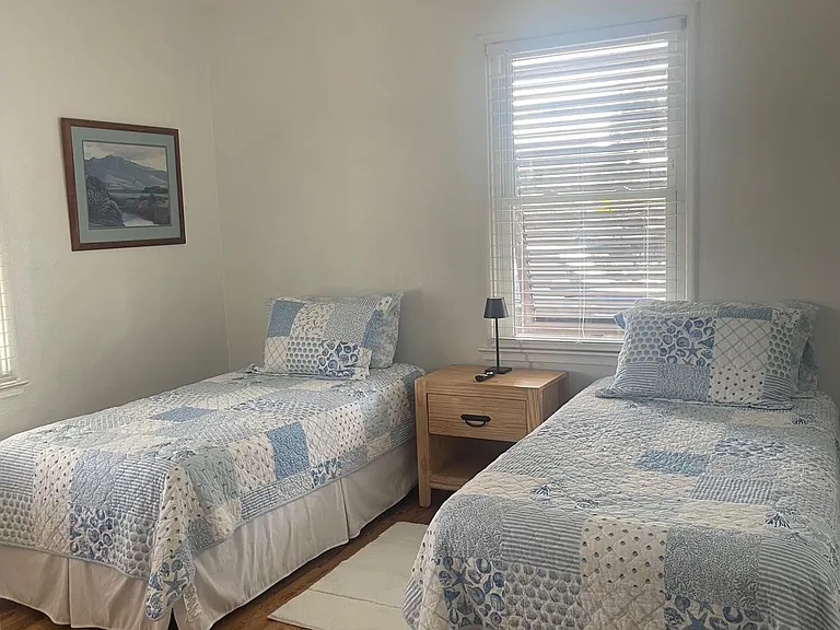 48 NE Saint Augustine Blvd — Photo 17