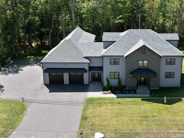 45 Hobbs Road, Pelham, NH 03076