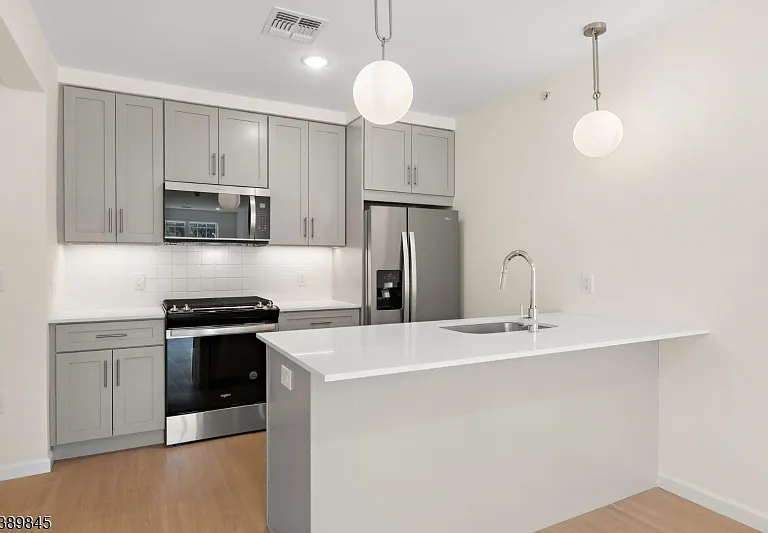 70 Ridgedale Ave #310 — Photo 3