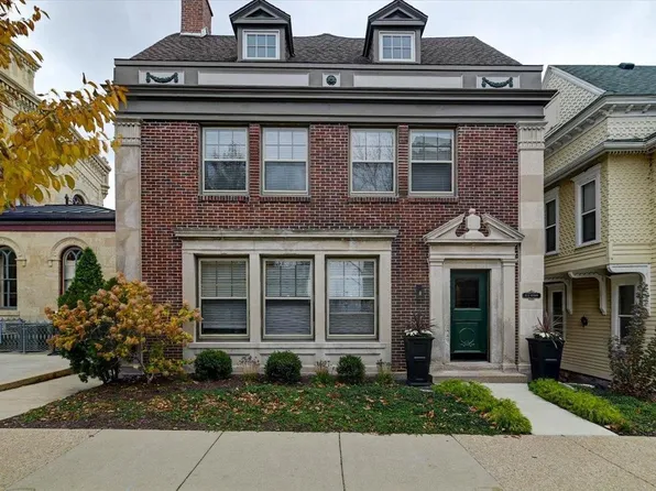 15 East Gilman Street, Madison, WI 53703