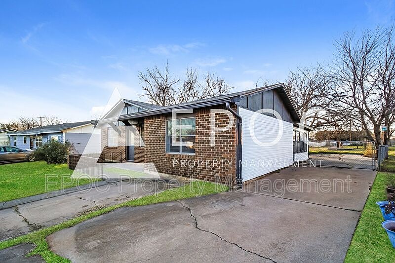 205 Loch Lomond Dr, Wichita Falls, TX 76302 Zillow