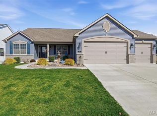 765 Bretton Trails Dr, Lake Saint Louis, MO 63367