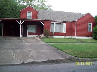 220 N 31st St, Parsons, KS 67357