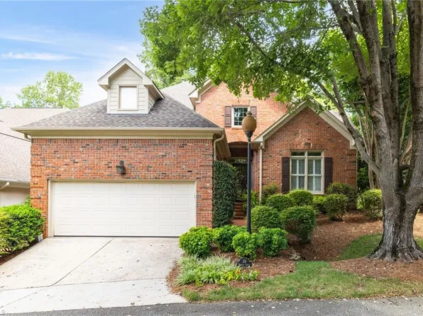 39 Kinglet Cir, Greensboro, NC 27455