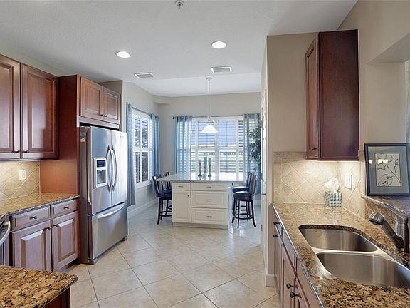 5th image of 9224 Quartz Ln #8-101