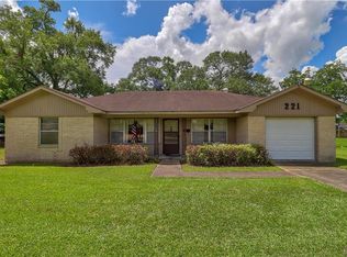 221 W McNeese St, Lake Charles, LA 70605