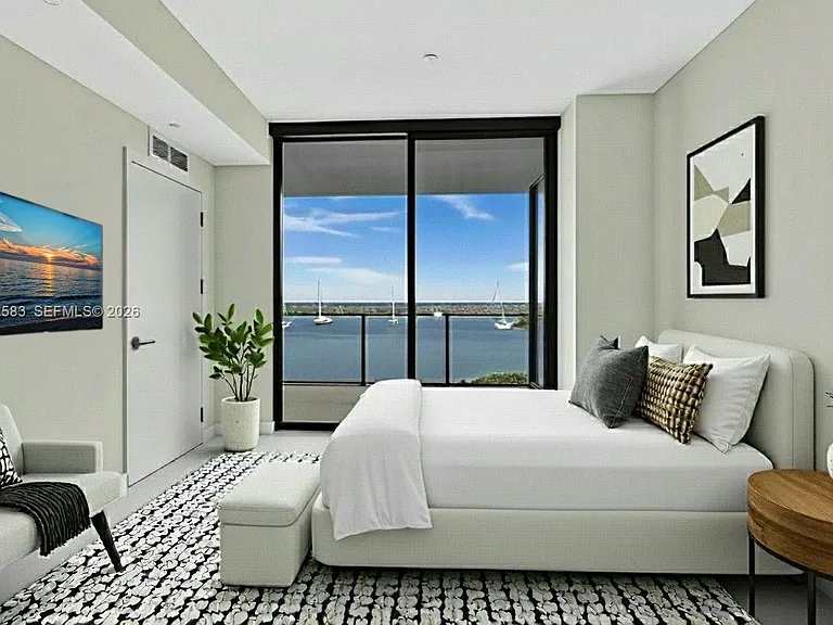 700 NE 24th St #5404 — Photo 31